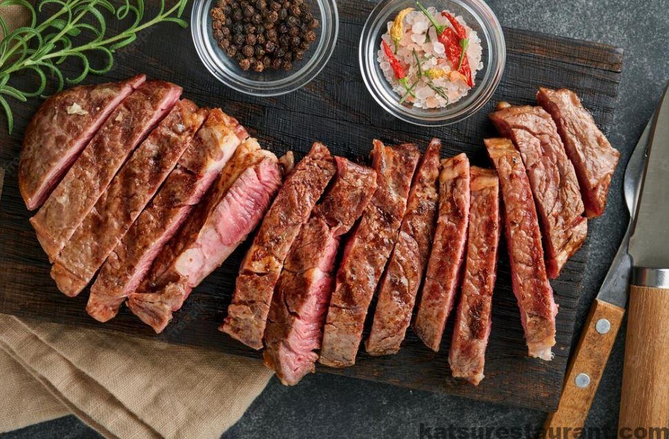 Ribeye steak vs Porterhouse steak